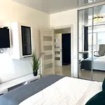 Vip Avalon *