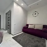 Vip Avalon
