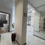 Lägenhet Vip Avalon Lviv