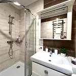 Vip Avalon Apartment Lviv