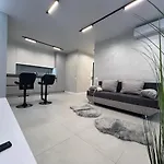 Vip Avalon Lviv