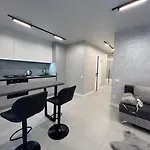 Vip Avalon * Lviv