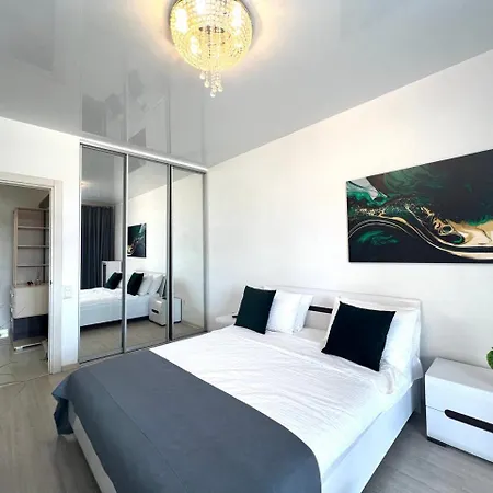 Vip Avalon Apartman Lviv