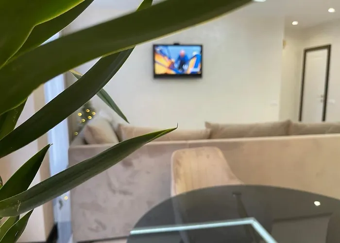 Apartamento Vip Avalon Leópolis