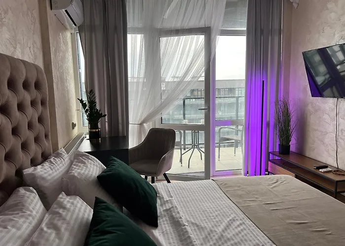 Апартаменти Vip Avalon *