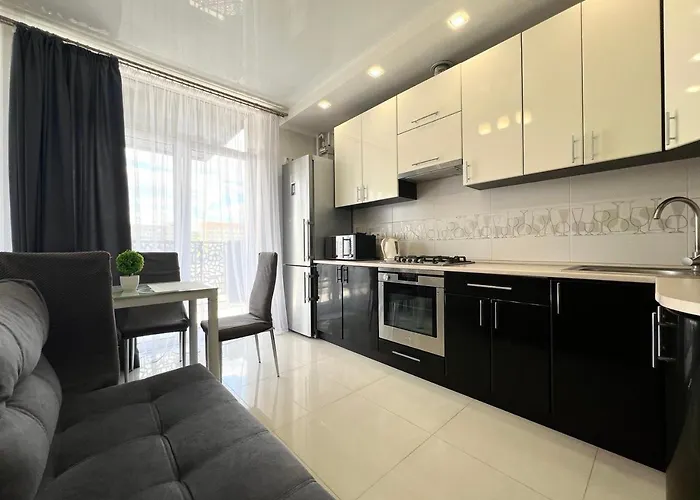 Vip Avalon Leópolis